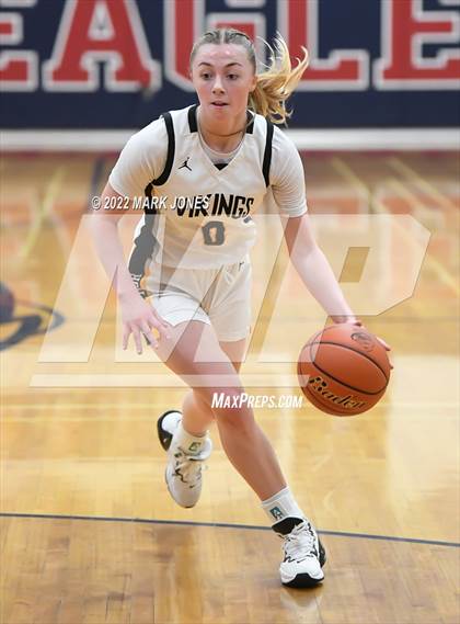 Thumbnail 1 in Shorewood vs. Inglemoor (Cactus Jam Tournament) Championship photogallery.