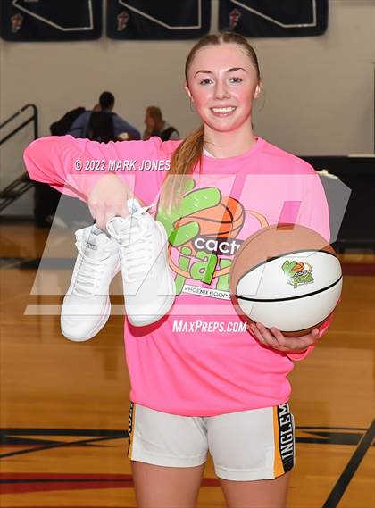 Thumbnail 2 in Shorewood vs. Inglemoor (Cactus Jam Tournament) Championship photogallery.