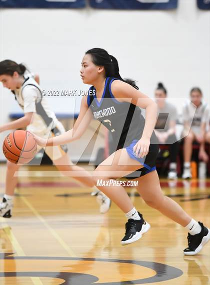 Thumbnail 3 in Shorewood vs. Inglemoor (Cactus Jam Tournament) Championship photogallery.