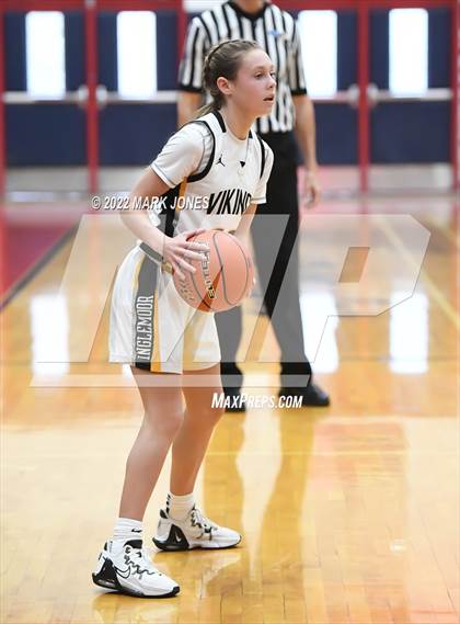 Thumbnail 2 in Shorewood vs. Inglemoor (Cactus Jam Tournament) Championship photogallery.