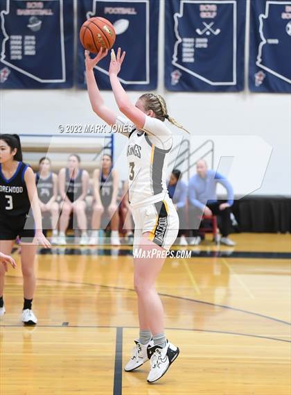 Thumbnail 3 in Shorewood vs. Inglemoor (Cactus Jam Tournament) Championship photogallery.