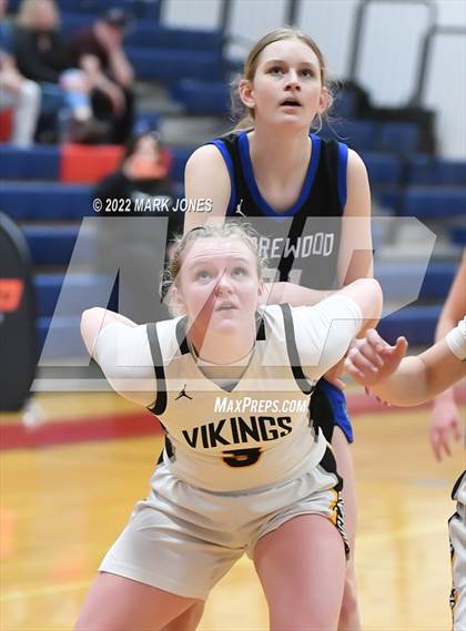 Thumbnail 3 in Shorewood vs. Inglemoor (Cactus Jam Tournament) Championship photogallery.
