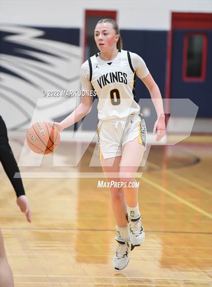 Thumbnail 1 in Shorewood vs. Inglemoor (Cactus Jam Tournament) Championship photogallery.