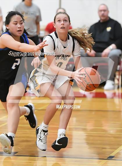 Thumbnail 1 in Shorewood vs. Inglemoor (Cactus Jam Tournament) Championship photogallery.