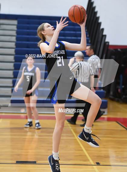Thumbnail 1 in Shorewood vs. Inglemoor (Cactus Jam Tournament) Championship photogallery.