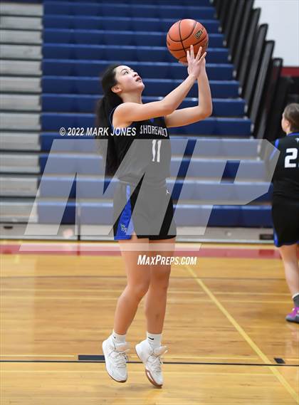 Thumbnail 2 in Shorewood vs. Inglemoor (Cactus Jam Tournament) Championship photogallery.