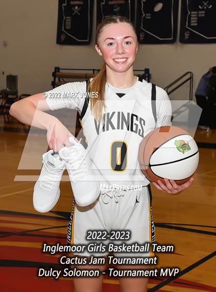 Thumbnail 1 in Shorewood vs. Inglemoor (Cactus Jam Tournament) Championship photogallery.