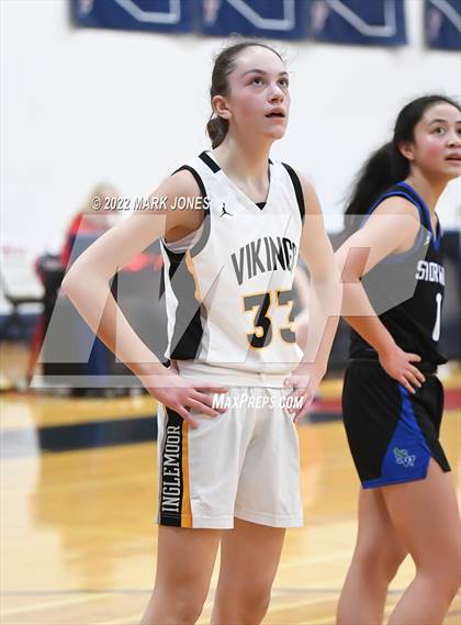 Thumbnail 3 in Shorewood vs. Inglemoor (Cactus Jam Tournament) Championship photogallery.