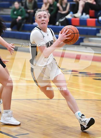 Thumbnail 2 in Shorewood vs. Inglemoor (Cactus Jam Tournament) Championship photogallery.