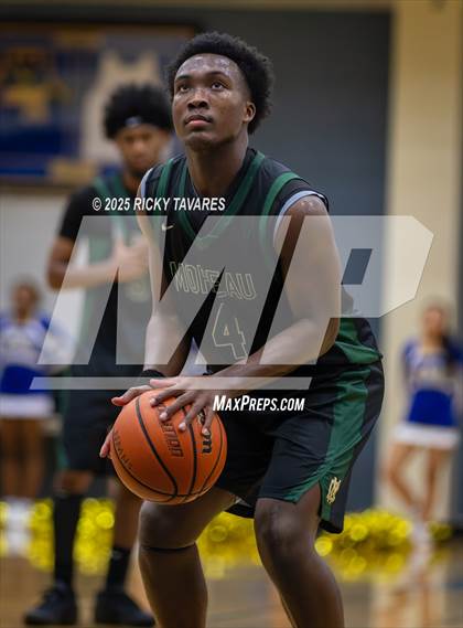 Thumbnail 1 in Moreau Catholic @ Newark Memorial photogallery.