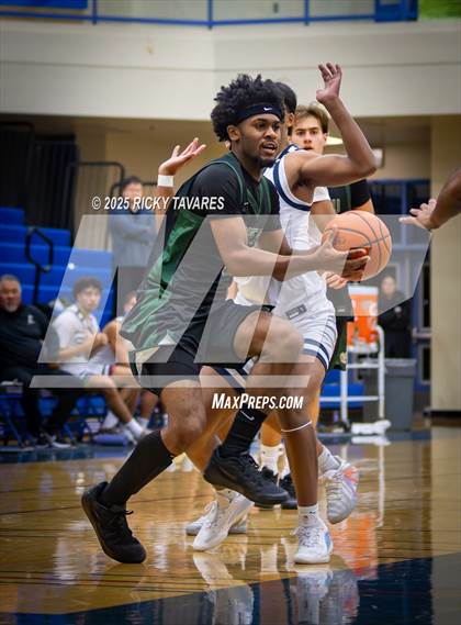 Thumbnail 3 in Moreau Catholic @ Newark Memorial photogallery.