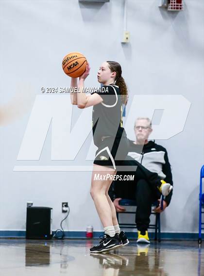 Thumbnail 3 in Oak Park vs Rosary Academy (Riptide GBB Showcase) photogallery.