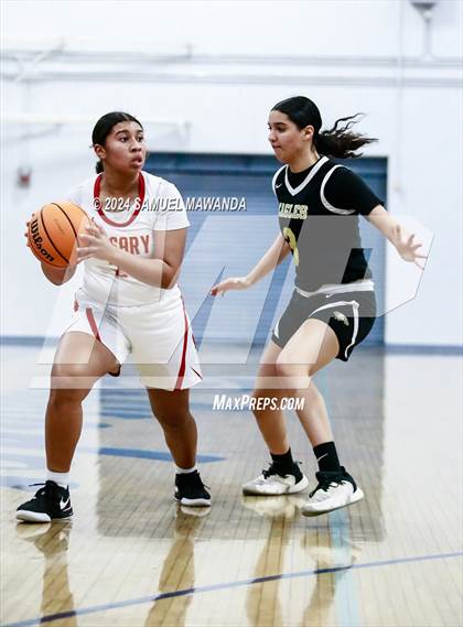 Thumbnail 3 in Oak Park vs Rosary Academy (Riptide GBB Showcase) photogallery.