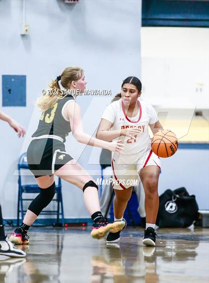 Thumbnail 3 in Oak Park vs Rosary Academy (Riptide GBB Showcase) photogallery.