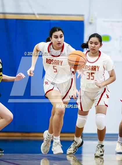 Thumbnail 3 in Oak Park vs Rosary Academy (Riptide GBB Showcase) photogallery.