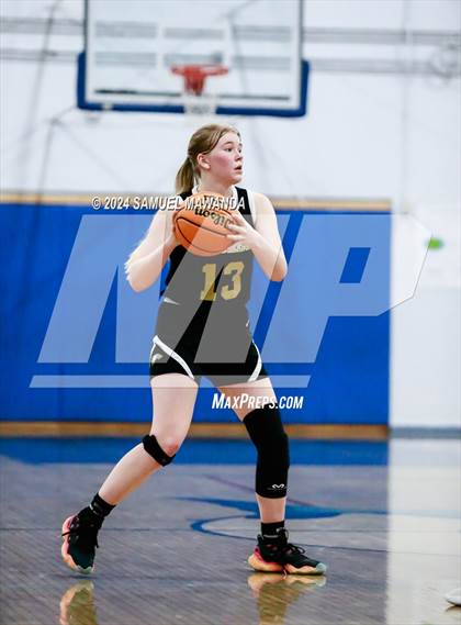Thumbnail 3 in Oak Park vs Rosary Academy (Riptide GBB Showcase) photogallery.