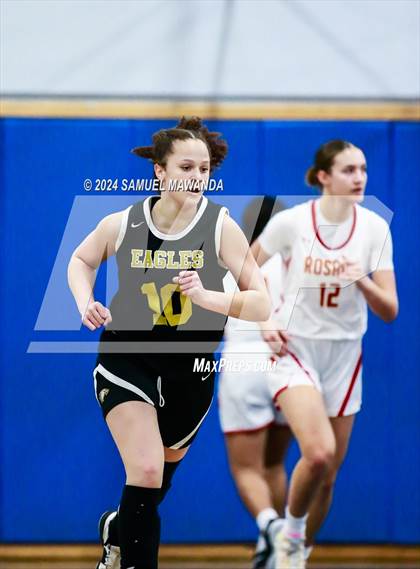 Thumbnail 2 in Oak Park vs Rosary Academy (Riptide GBB Showcase) photogallery.