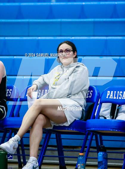 Thumbnail 3 in Oak Park vs Rosary Academy (Riptide GBB Showcase) photogallery.
