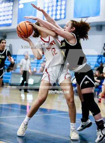 Thumbnail 3 in Oak Park vs Rosary Academy (Riptide GBB Showcase) photogallery.