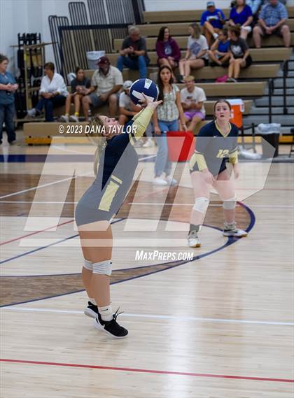 Thumbnail 1 in Lipan @ Perrin-Whitt photogallery.