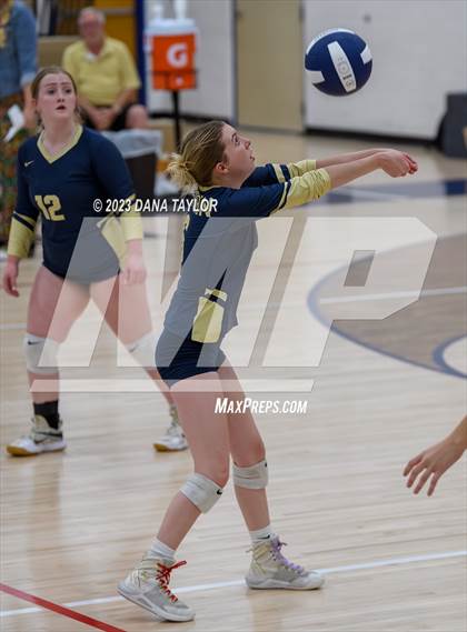 Thumbnail 1 in Lipan @ Perrin-Whitt photogallery.