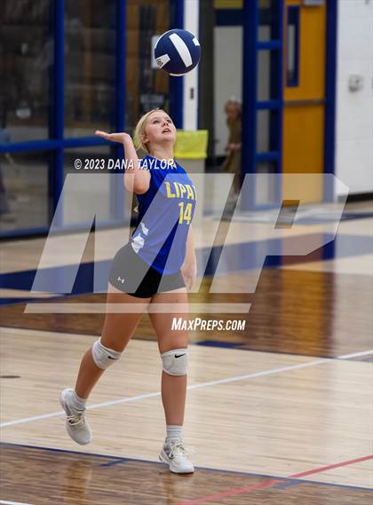 Thumbnail 3 in Lipan @ Perrin-Whitt photogallery.