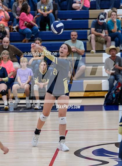 Thumbnail 3 in Lipan @ Perrin-Whitt photogallery.