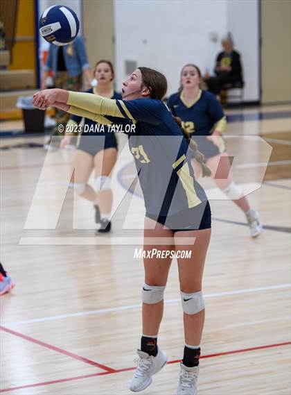 Thumbnail 1 in Lipan @ Perrin-Whitt photogallery.
