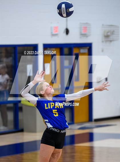 Thumbnail 1 in Lipan @ Perrin-Whitt photogallery.