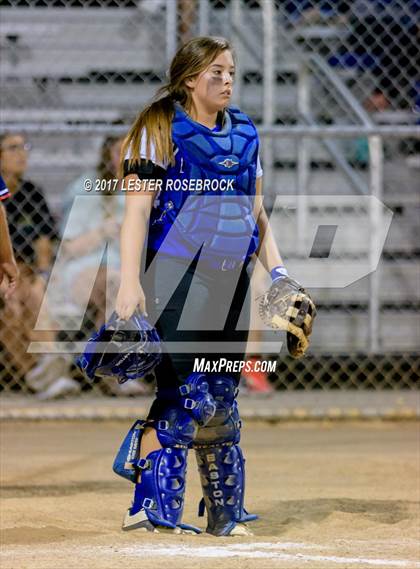 Thumbnail 3 in Port Aransas vs. Falls City (UIL 2A Area Playoffs) photogallery.