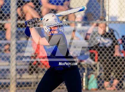 Thumbnail 3 in Port Aransas vs. Falls City (UIL 2A Area Playoffs) photogallery.