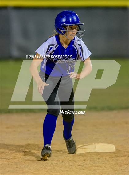 Thumbnail 1 in Port Aransas vs. Falls City (UIL 2A Area Playoffs) photogallery.