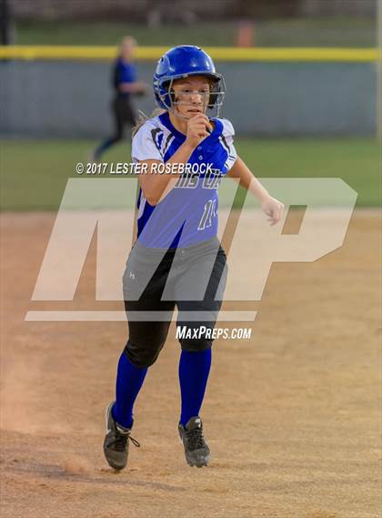 Thumbnail 3 in Port Aransas vs. Falls City (UIL 2A Area Playoffs) photogallery.