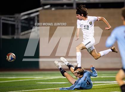 Thumbnail 1 in Alexander vs. Harlan (UIL 6A Regional Quarterfinal) photogallery.