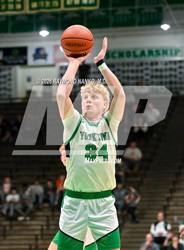 Connersville vs. Yorktown (IHSAA 3A Section 24 Semifinal)