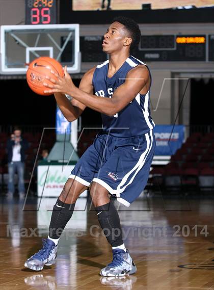Thumbnail 3 in Our Savior New American vs. Montrose Christian (Tarkanian Classic) photogallery.