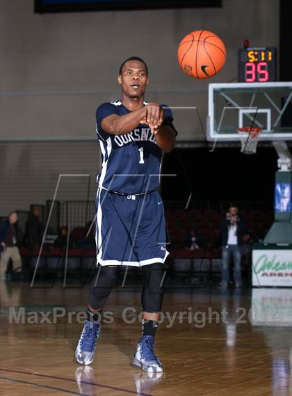 Thumbnail 2 in Our Savior New American vs. Montrose Christian (Tarkanian Classic) photogallery.