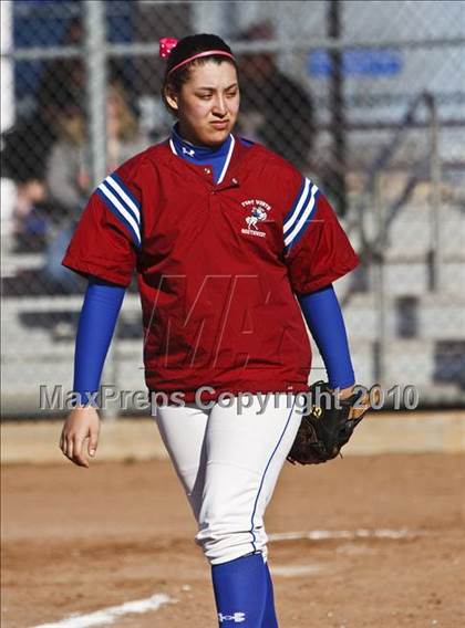 Thumbnail 1 in Brewer vs. Southwest (Brewer Tournament) photogallery.