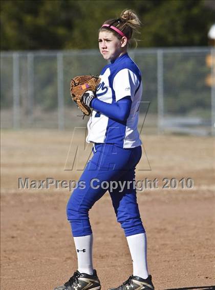 Thumbnail 3 in Brewer vs. Southwest (Brewer Tournament) photogallery.