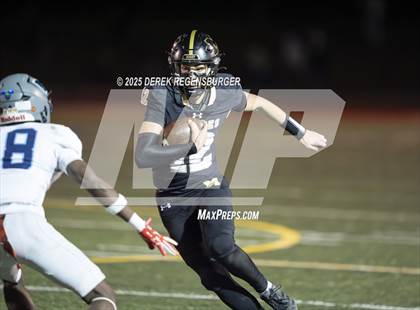 Thumbnail 3 in Riverdale Ridge vs Monarch (CHSAA 4A Playoffs Round 2) photogallery.
