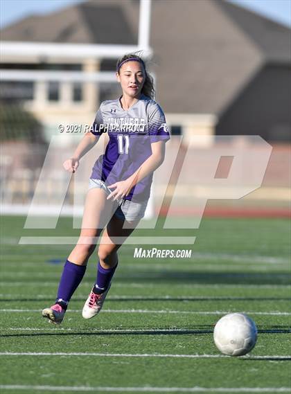 Thumbnail 2 in Ridge Point vs The Woodlands (I-10 Shootout) photogallery.