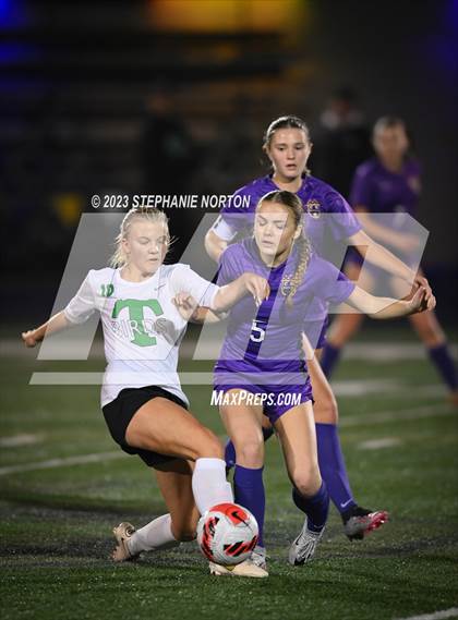 Thumbnail 1 in Tumwater @ Columbia River (WIAA Division 4 Playoff) photogallery.
