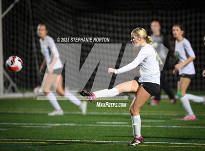 Thumbnail 1 in Tumwater @ Columbia River (WIAA Division 4 Playoff) photogallery.