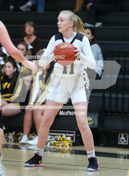 Thumbnail 3 in Newbury Park vs. Westlake  photogallery.