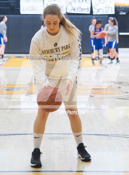 Thumbnail 3 in Newbury Park vs. Westlake  photogallery.