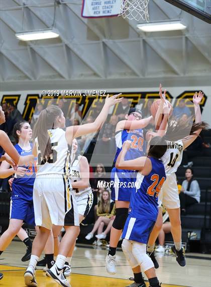 Thumbnail 3 in Newbury Park vs. Westlake  photogallery.