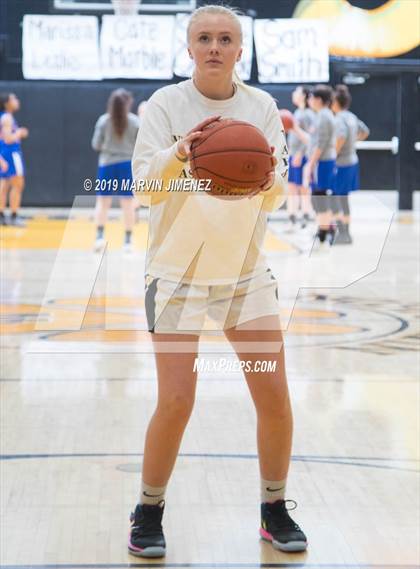 Thumbnail 1 in Newbury Park vs. Westlake  photogallery.