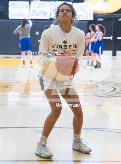 Thumbnail 1 in Newbury Park vs. Westlake  photogallery.