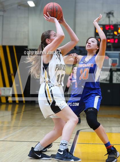 Thumbnail 1 in Newbury Park vs. Westlake  photogallery.
