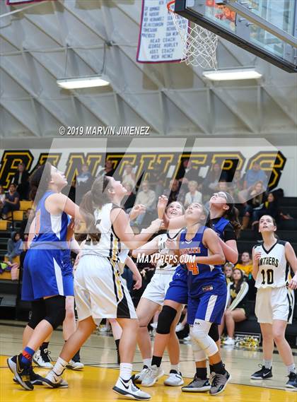 Thumbnail 2 in Newbury Park vs. Westlake  photogallery.
